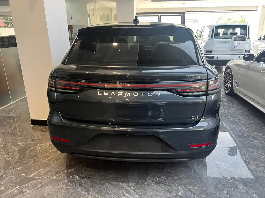 Leapmotor Leapmotor C11 — миниатюра 7