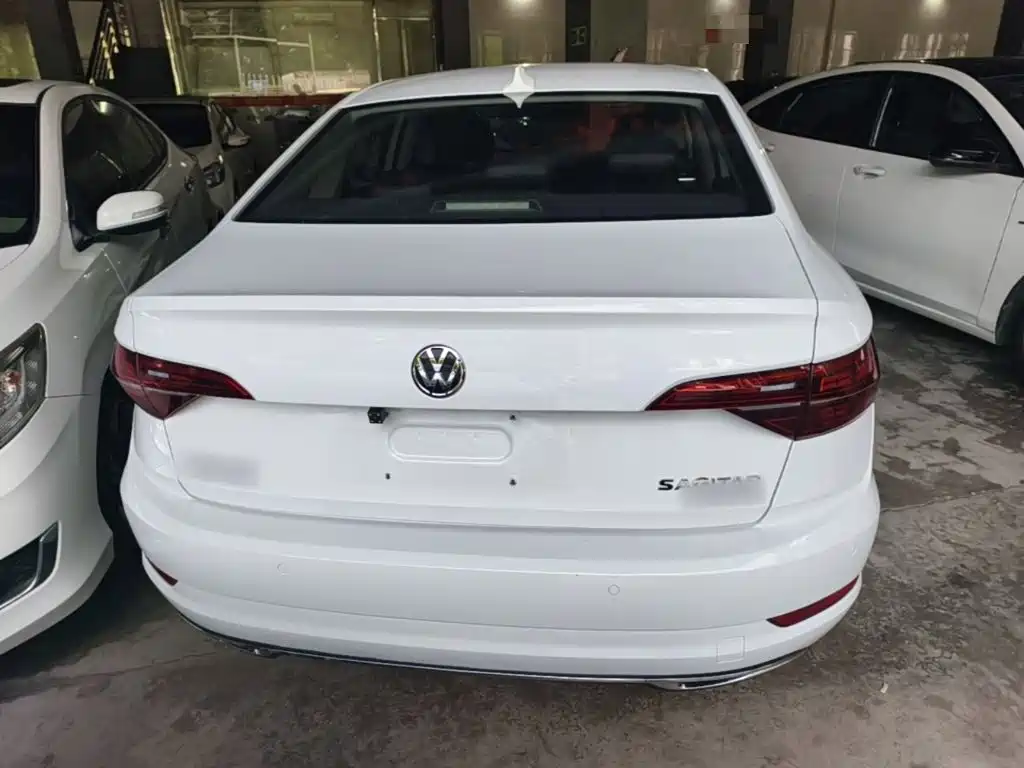 Volkswagen Sagitar — миниатюра 6