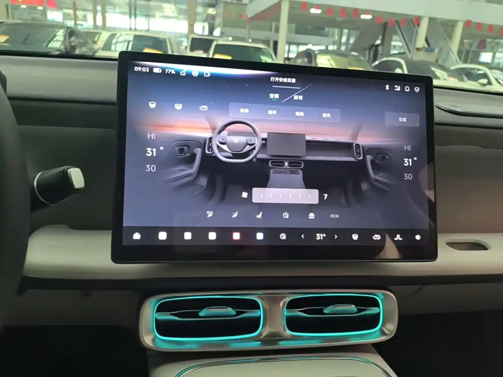 Leapmotor Leapmotor B01 — миниатюра 13