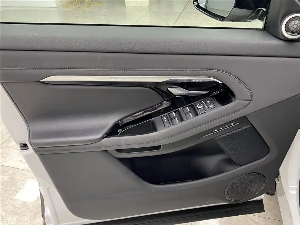 LAND ROVER RANGE ROVER AURORA