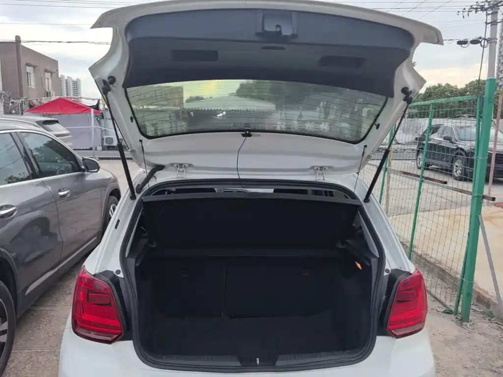 Volkswagen Polo — миниатюра 19