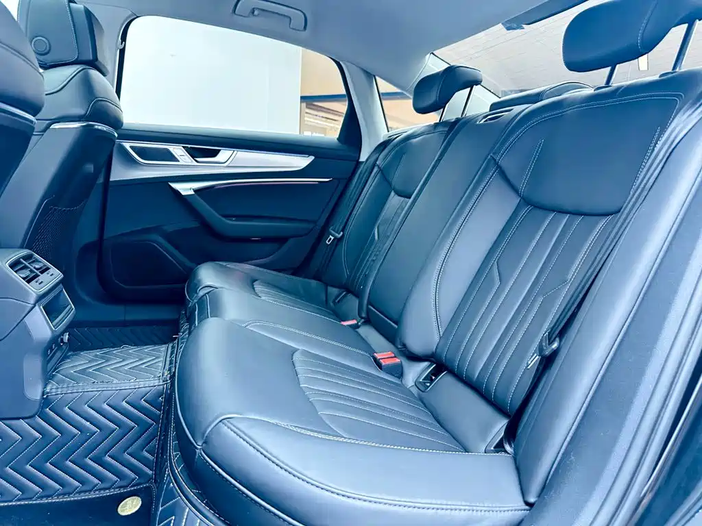 Audi A6L — миниатюра 15