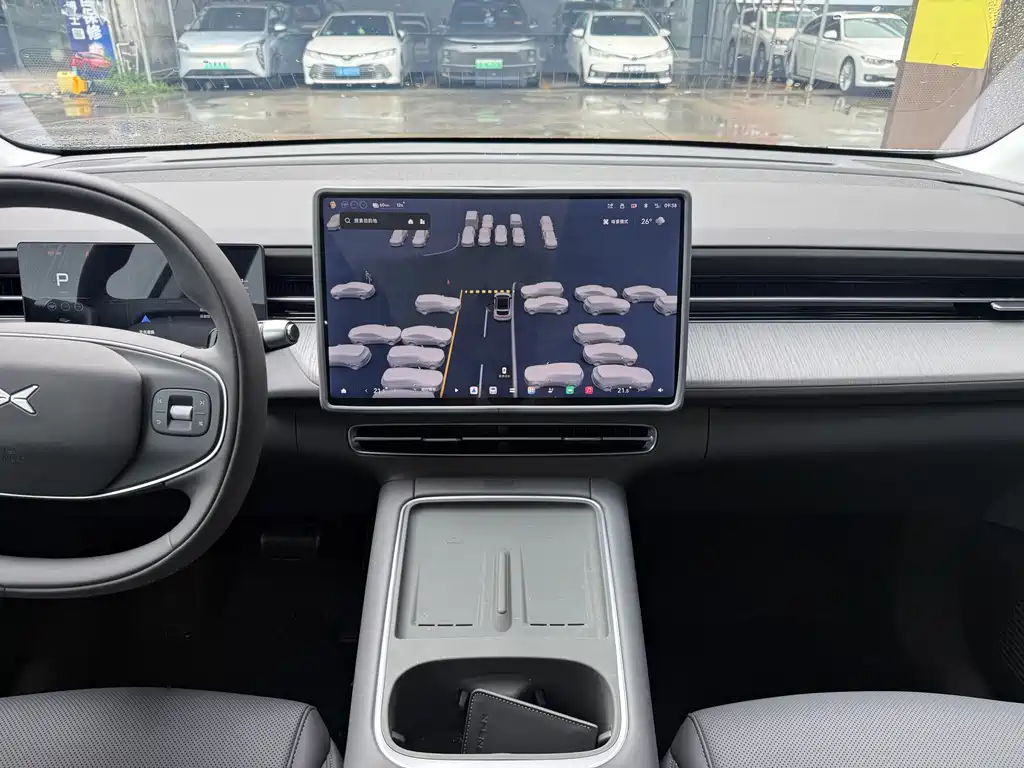 XPeng G6 — миниатюра 10