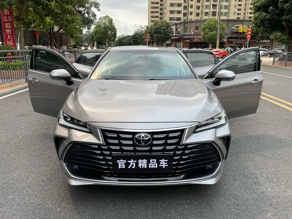 Toyota Avalon — миниатюра 9