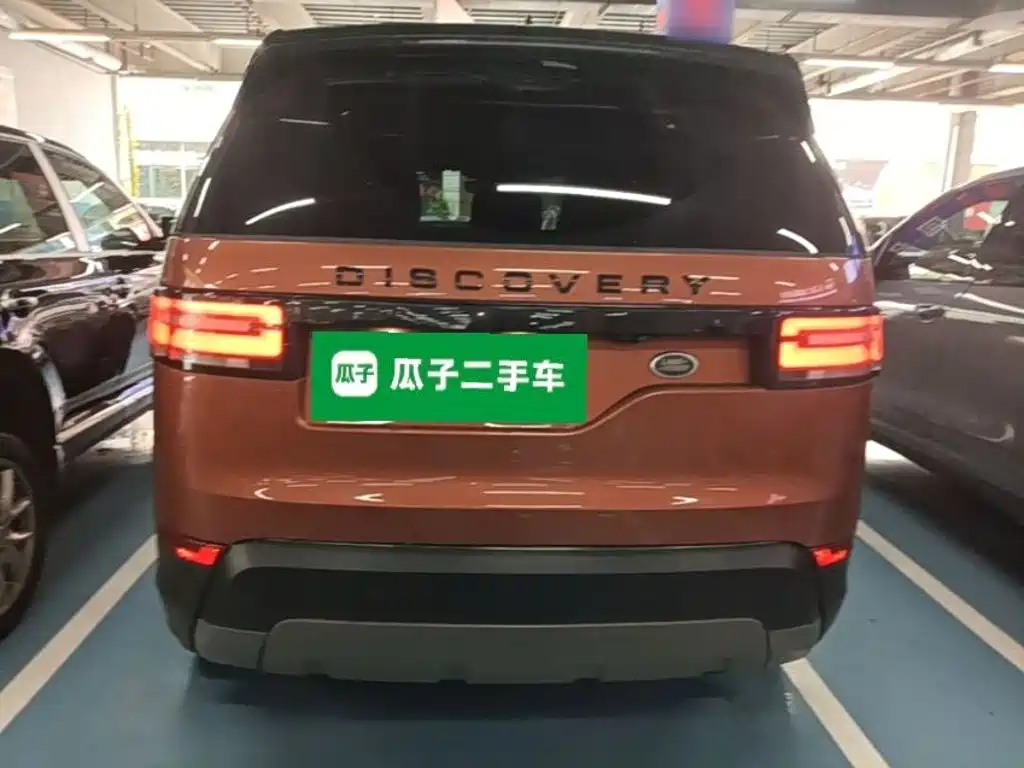 Land Rover Discovery — миниатюра 6