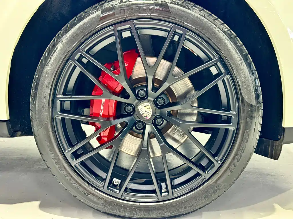 Porsche Macan — миниатюра 13