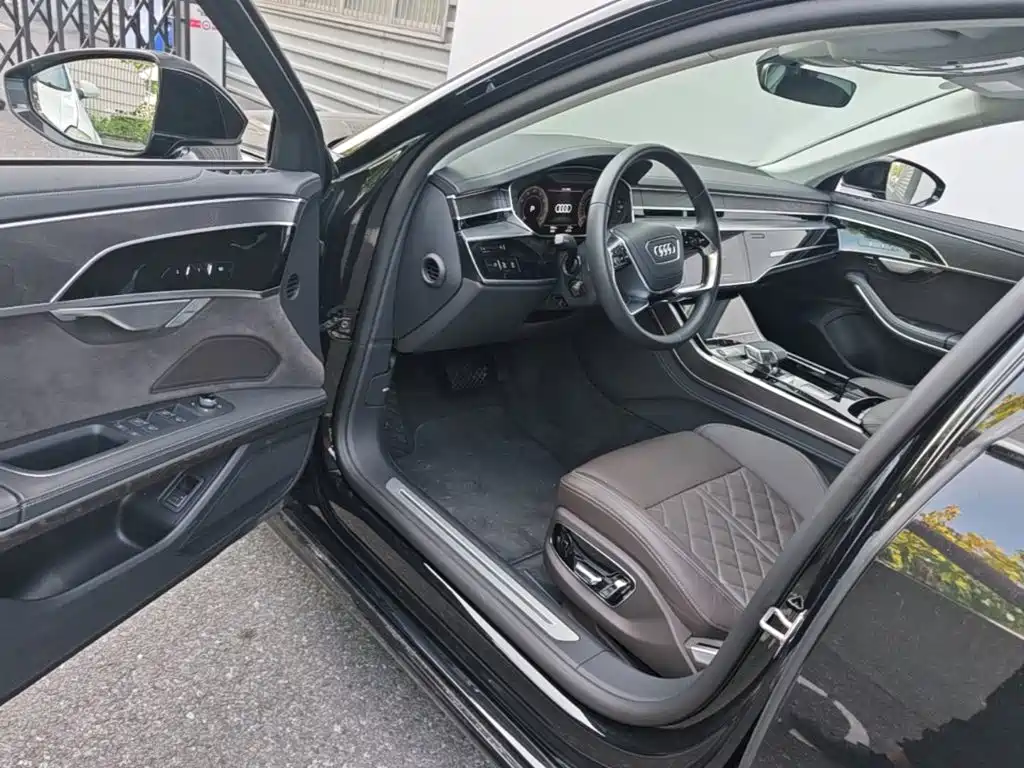 Audi A8 — миниатюра 16