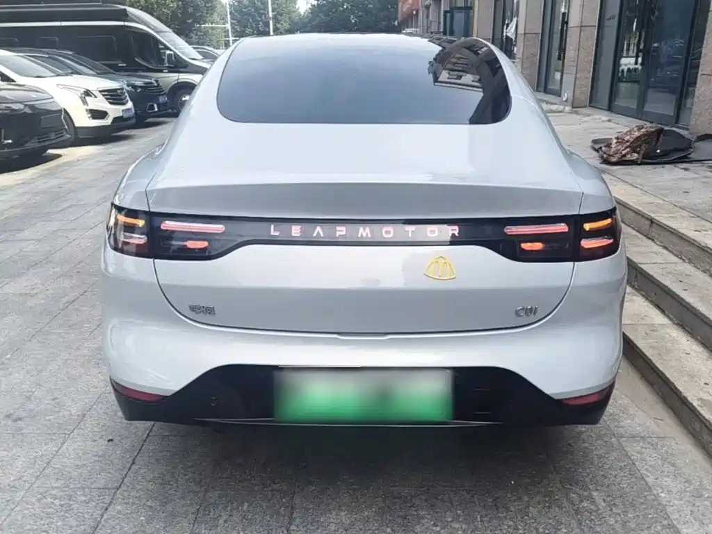 Leapmotor Leapmotor C01 — миниатюра 6