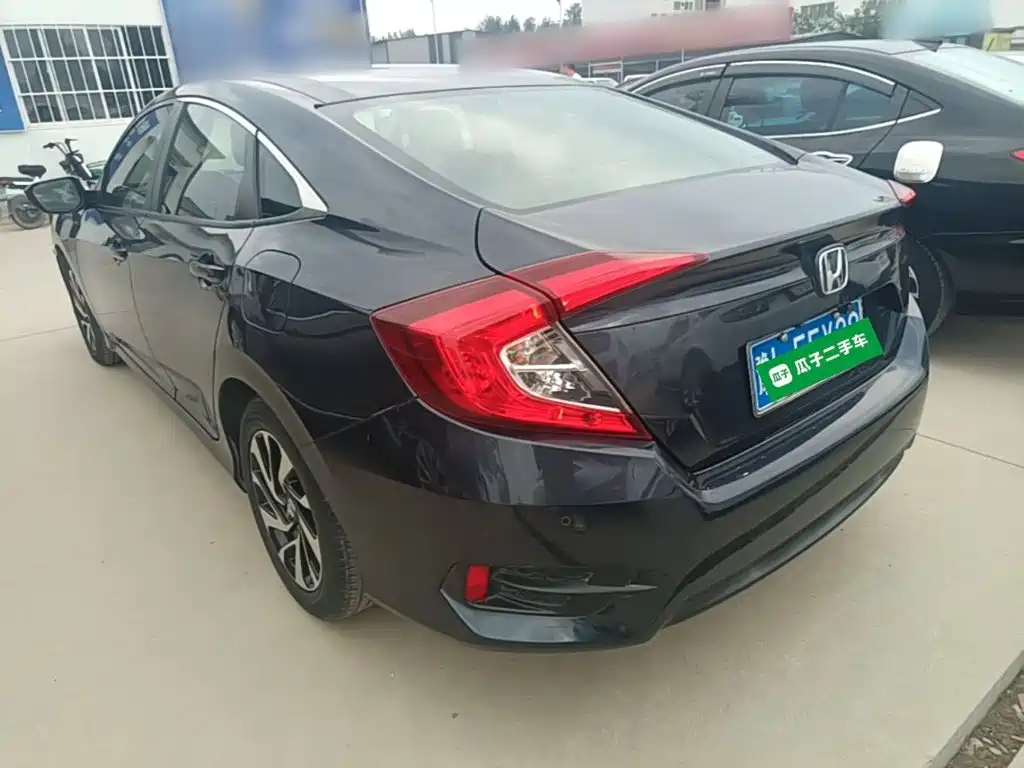 Honda Civic — миниатюра 5