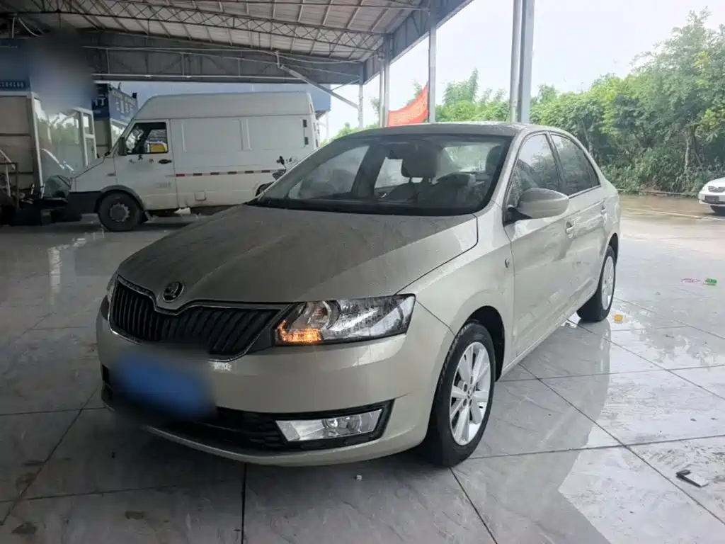 Skoda Rapid — миниатюра 2