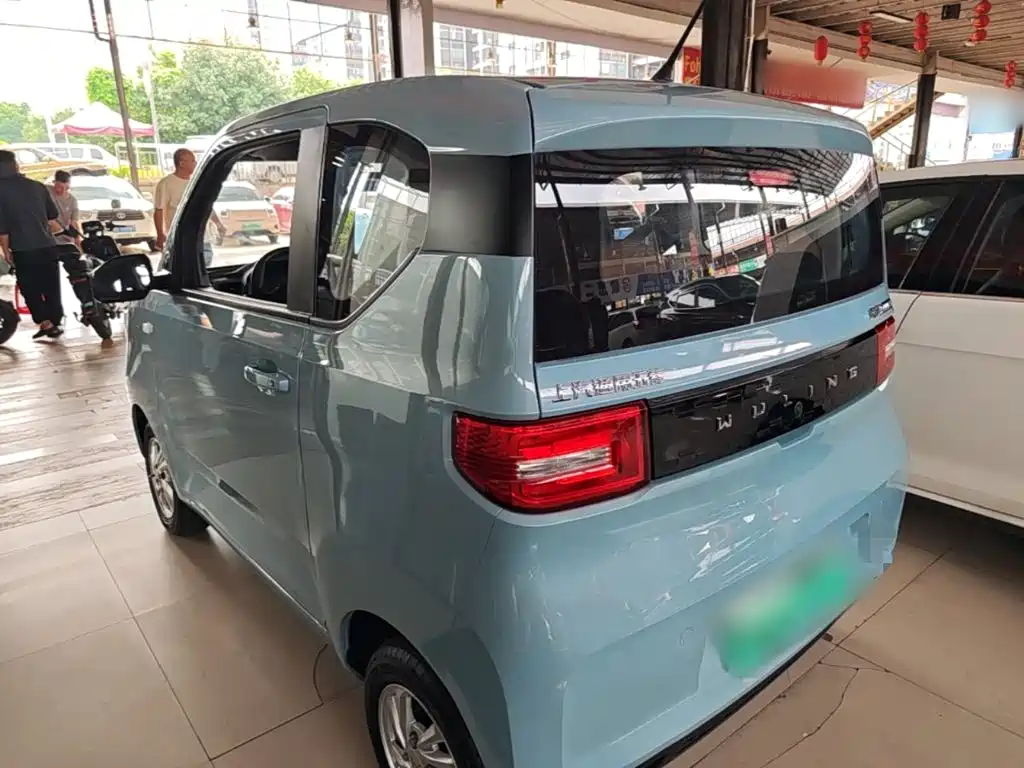 Wuling MINIEV — миниатюра 5