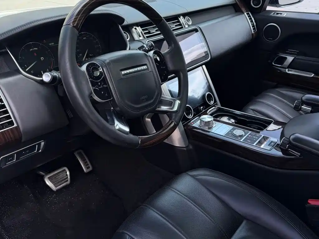 Land Rover Range Rover — миниатюра 8