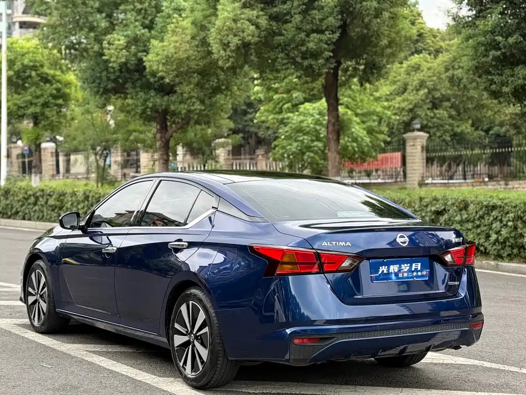 Nissan Teana — миниатюра 17