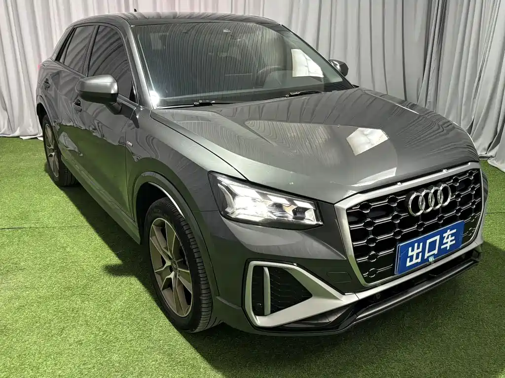Audi Q2L — миниатюра 2