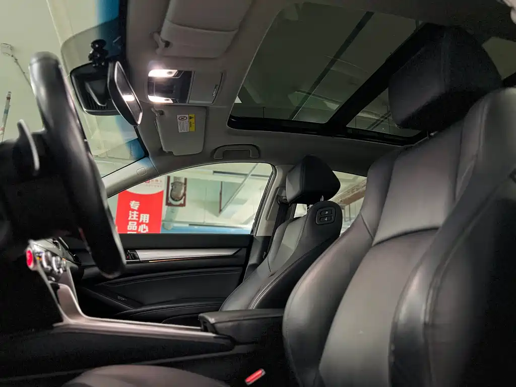 Honda Accord — миниатюра 6
