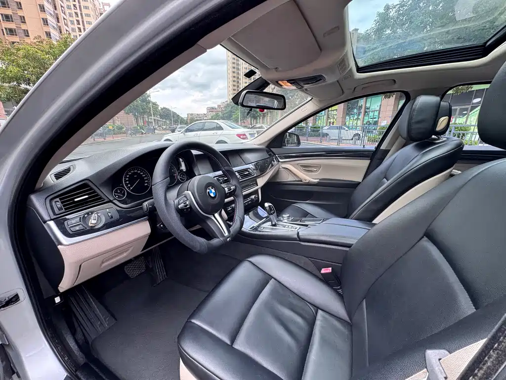 BMW 5 Series — миниатюра 10