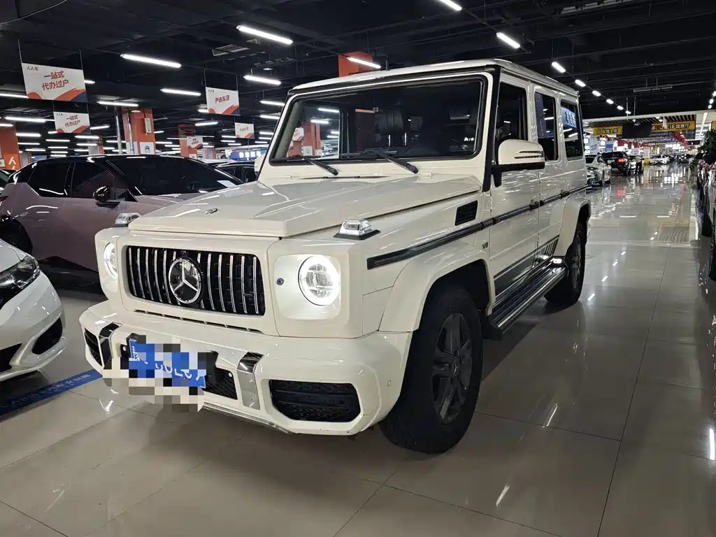 Mercedes-Benz G-Class