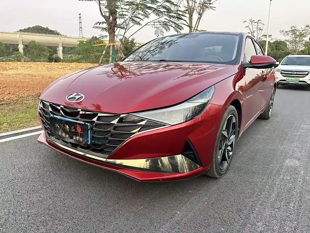 Hyundai Elantra