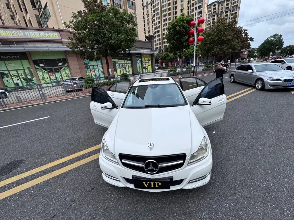 Mercedes-Benz C-Class — миниатюра 20