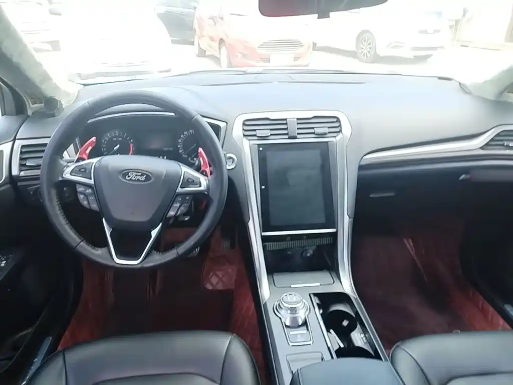 Ford Mondeo — миниатюра 10