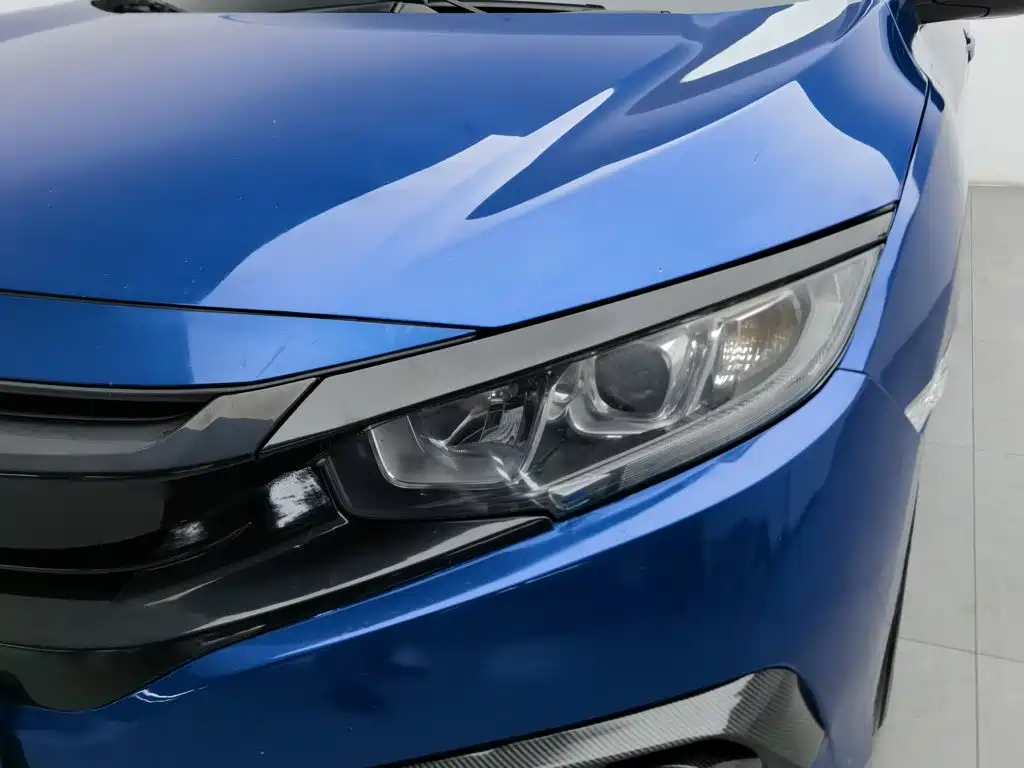 Honda Civic — миниатюра 7