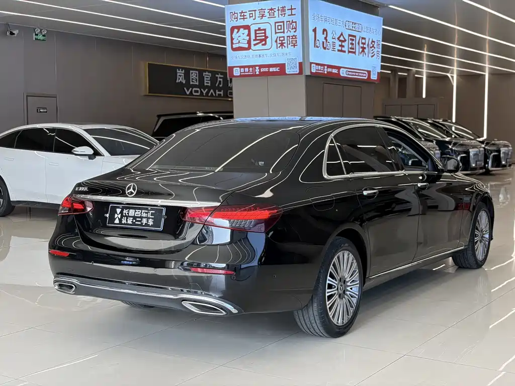 Mercedes-Benz E-Class — миниатюра 21