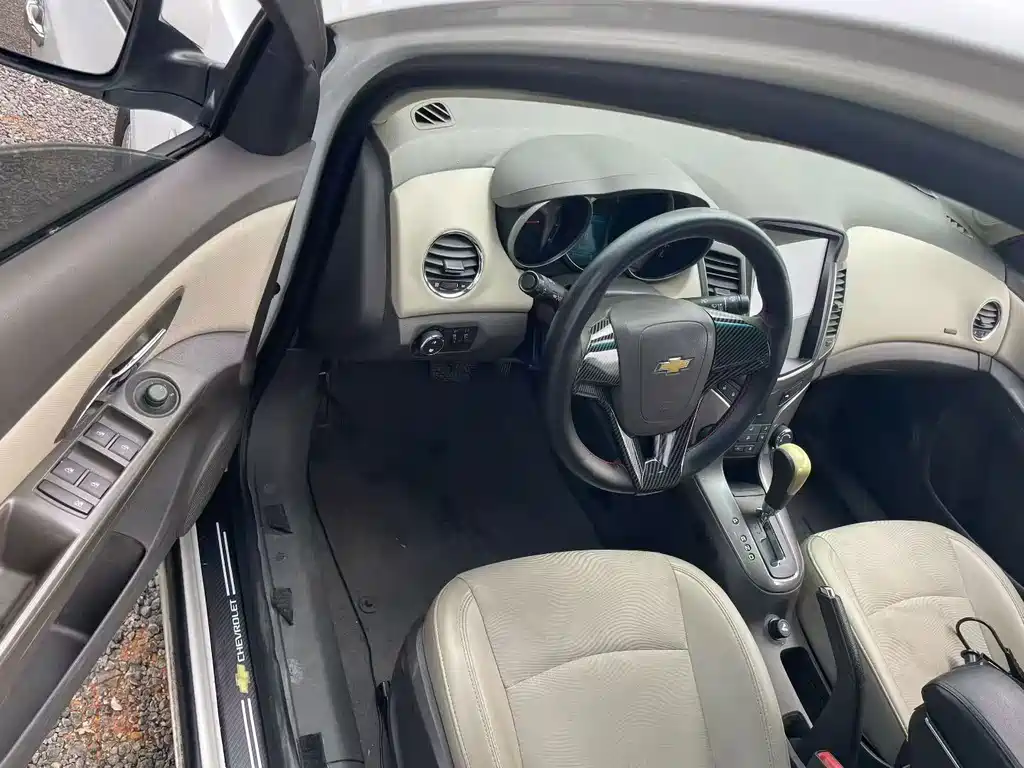 Chevrolet Cruze — миниатюра 6