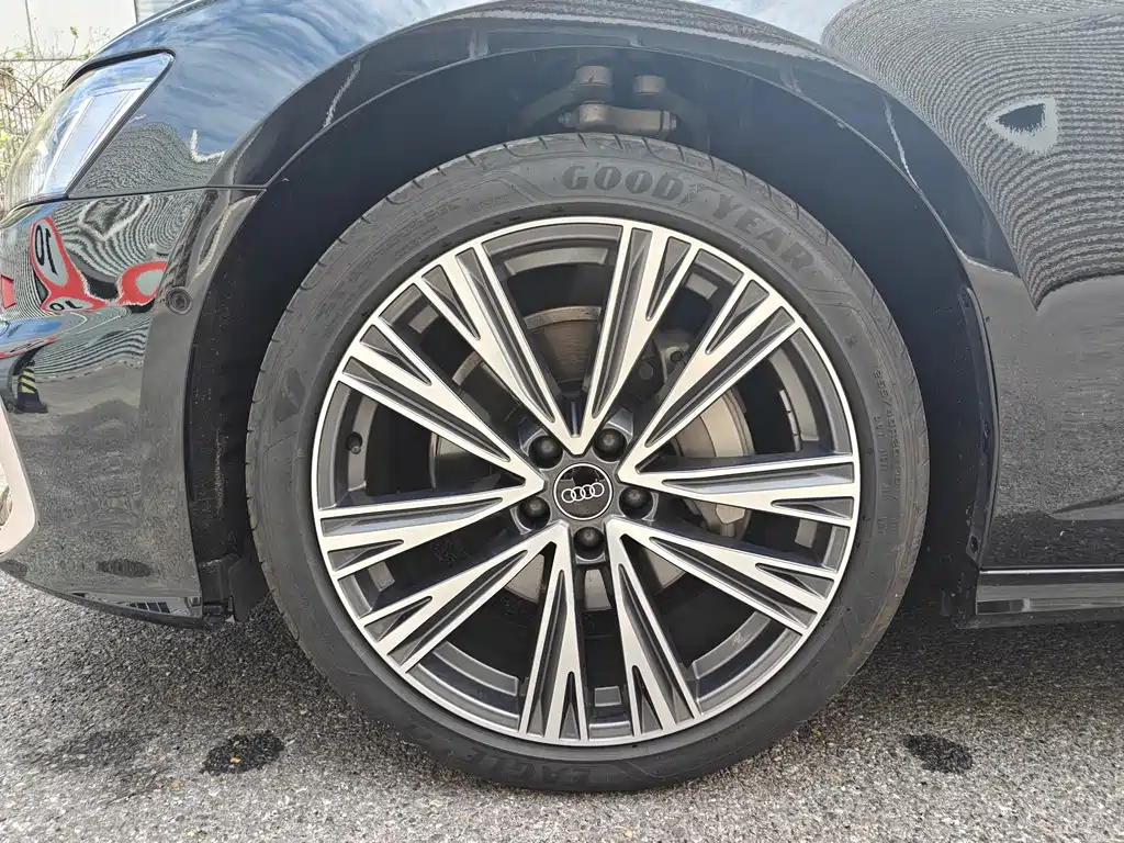 Audi A6L — миниатюра 16