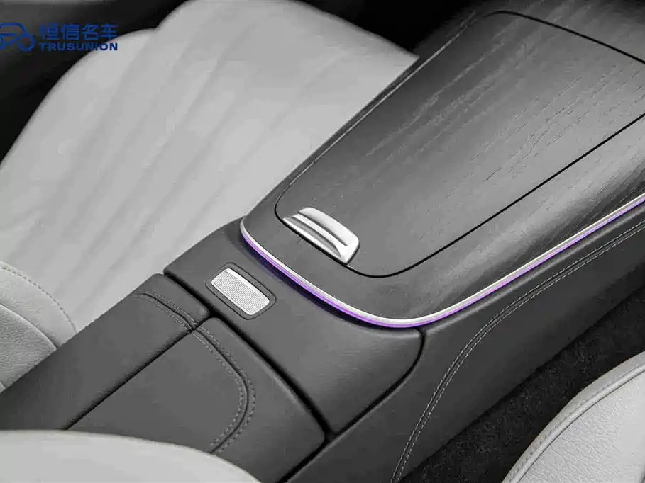 Mercedes-Benz E-Class — миниатюра 19