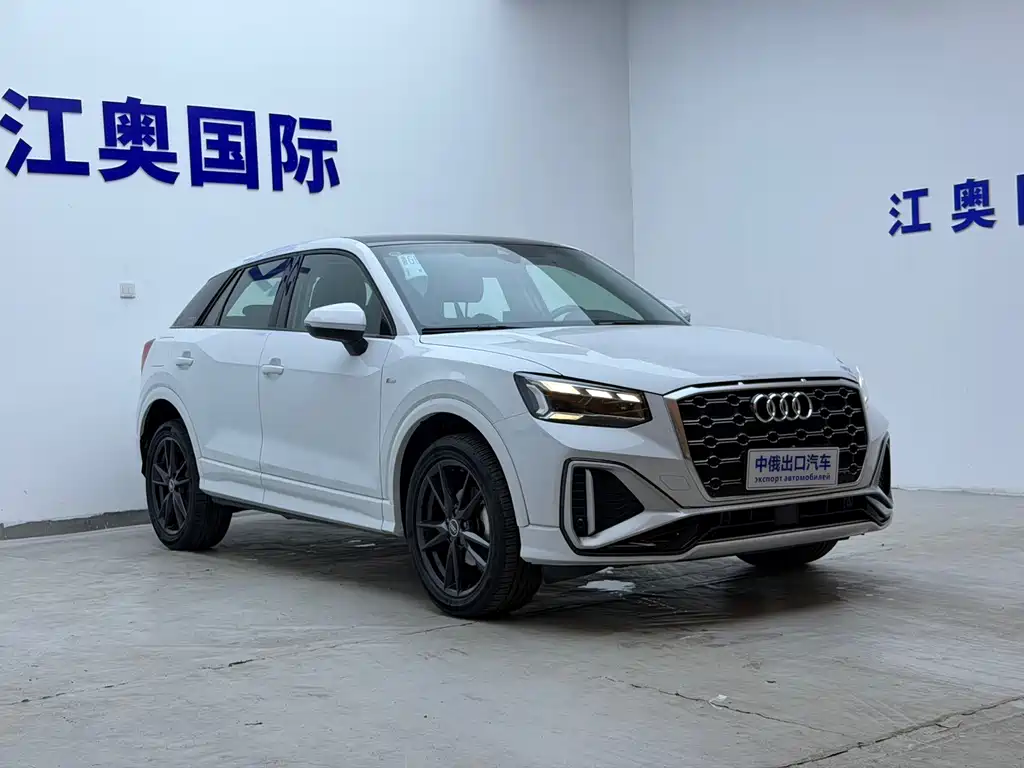 Audi Q2L — миниатюра 3