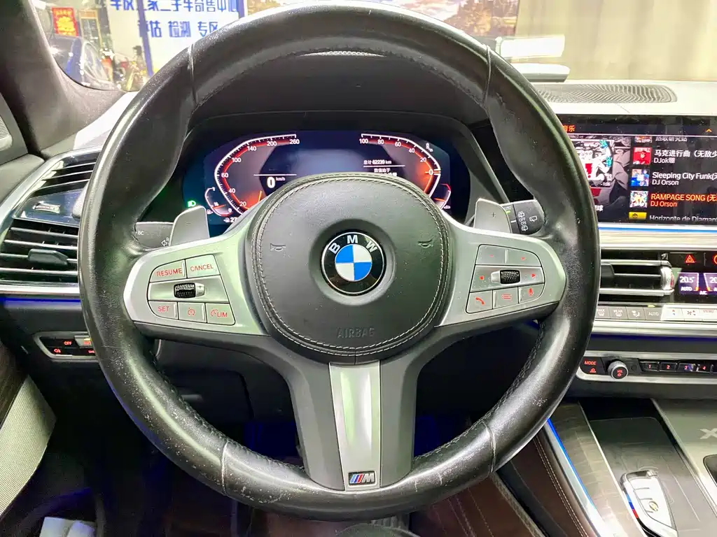 BMW X5 — миниатюра 10