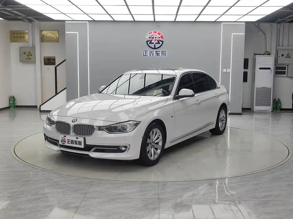 BMW 3 Series 2013