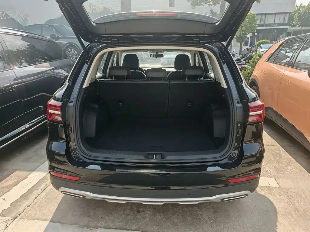 Roewe RX5 MAX — миниатюра 6
