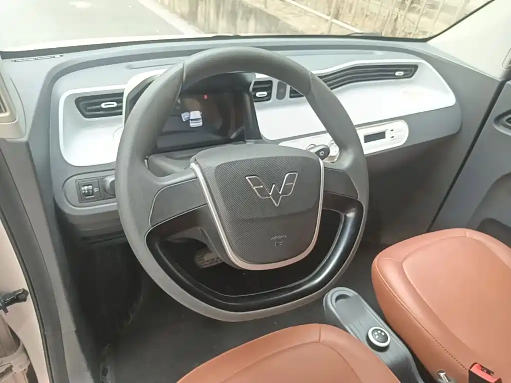 Wuling MINIEV — миниатюра 11