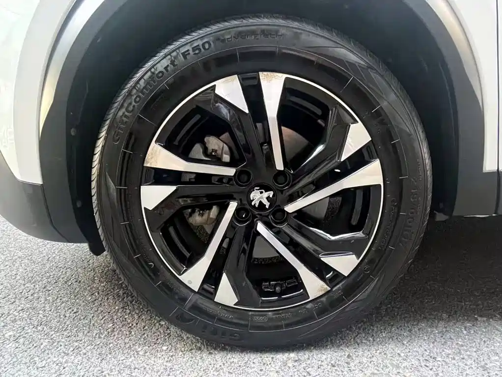 Peugeot 2008 — миниатюра 6