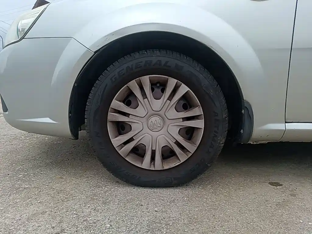 Buick Excelle — миниатюра 23