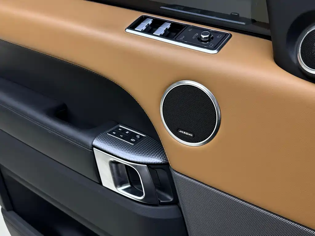 Land Rover Sport — миниатюра 11