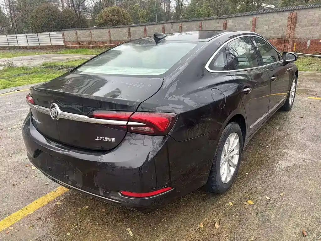 Buick LaCrosse — миниатюра 4