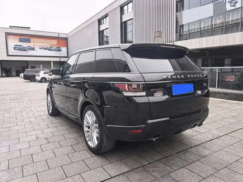 Land Rover Sport — миниатюра 7