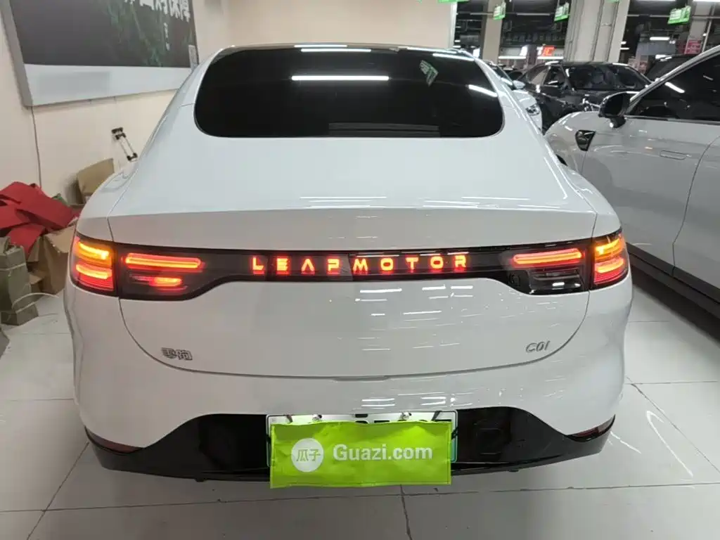 Leapmotor Leapmotor C01 — миниатюра 6