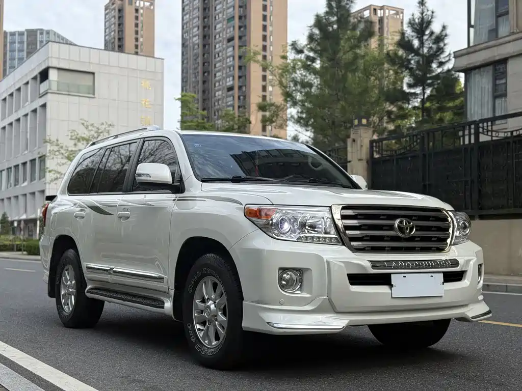 Toyota Land Cruiser 2016 4.0L AT