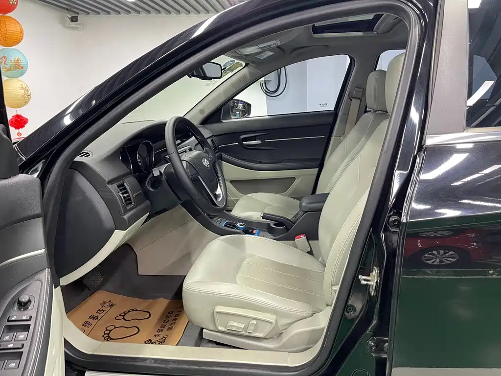 BAIC New Energy EU — миниатюра 8