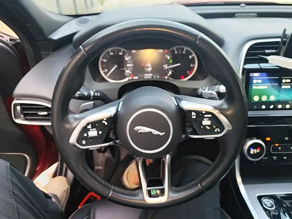 Jaguar XEL — миниатюра 11