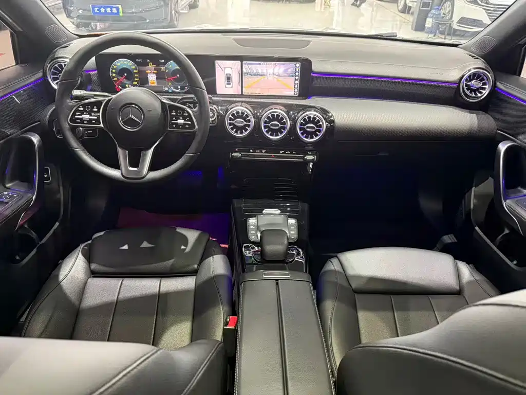 Mercedes-Benz A-Class — миниатюра 11