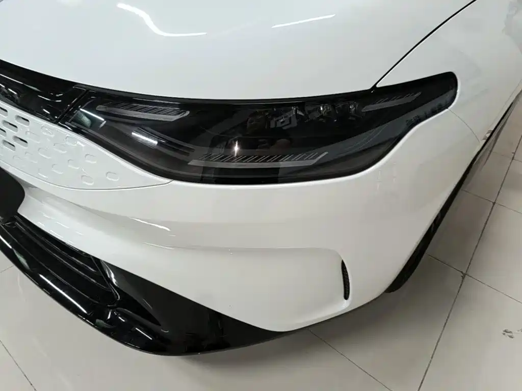 Leapmotor Leapmotor C01 — миниатюра 24