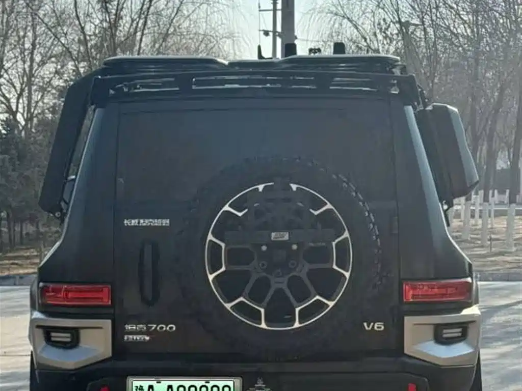 TANK TANK 700 NEW ENERGY