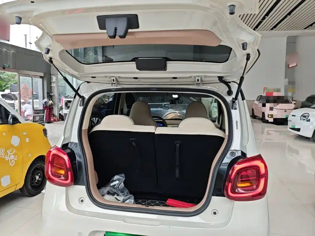 Wuling MINIEV — миниатюра 19