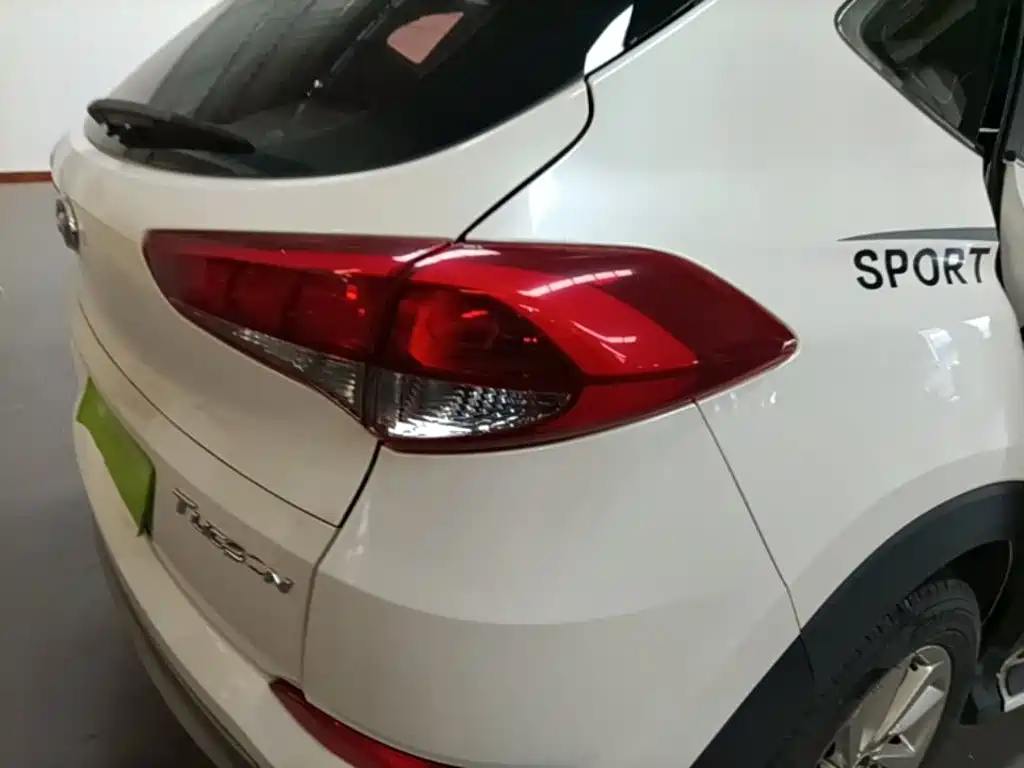 Hyundai Tucson — миниатюра 8