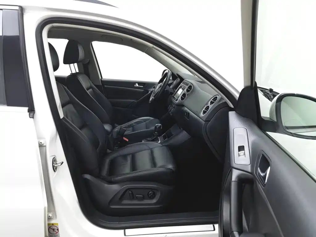 Volkswagen Tiguan — миниатюра 23