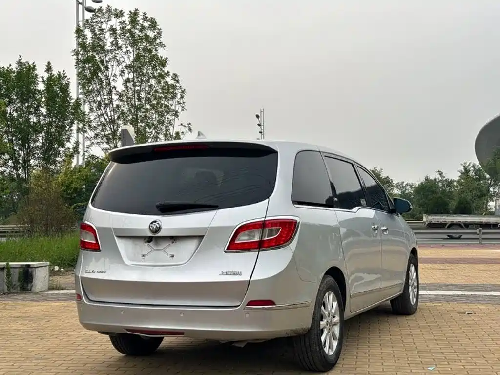 Buick GL8 — миниатюра 4